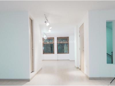 Casa de 1 alcoba en venta en Los Rosales, Bogotá, 400 m² · foto 7 de 11