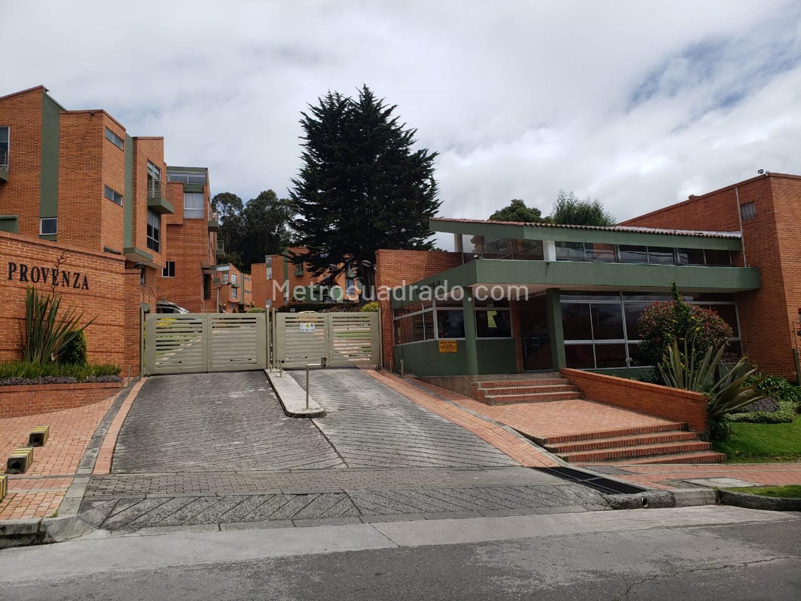 Casa en Venta  ALTOS DE CHOZICA