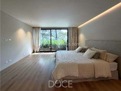Apartamento de 2 alcobas en venta en Chico Oriental, Bogotá, 200 m² · foto 9 de 15