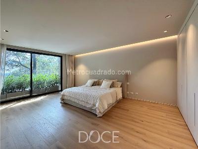 Apartamento de 2 alcobas en venta en Chico Oriental, Bogotá, 200 m² · foto 10 de 15