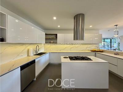Apartamento de 4 alcobas en venta en Provenza Cerros De Suba, Bogotá, 410 m² · foto 9 de 20