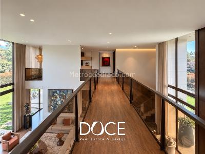 Casa de 5 alcobas en venta en Guaymaral, Bogotá, 550 m² · foto 9 de 20