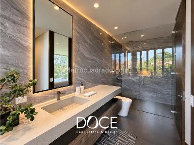 Casa de 5 alcobas en venta en Guaymaral, Bogotá, 550 m² · foto 16 de 20