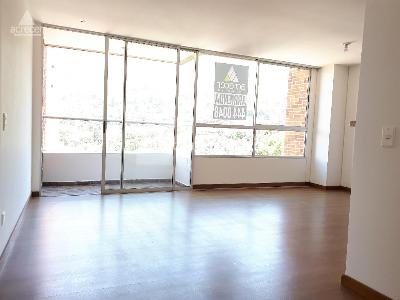 Apartamento de 2 alcobas en arriendo en El Esmeraldal, Envigado, 74 m² · foto 2 de 14