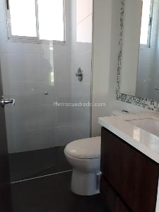 Apartamento de 2 alcobas en arriendo en El Esmeraldal, Envigado, 74 m² · foto 10 de 14
