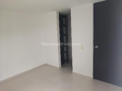 Apartamento en venta en Ditaires, Itagüí · foto 4 de 18