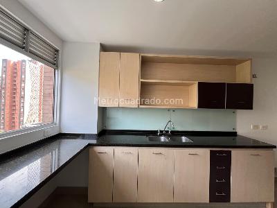 Apartamento de 3 alcobas en arriendo en Los Parra, Medellín, 163 m² · foto 6 de 20