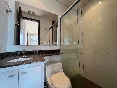 Apartamento de 3 alcobas en arriendo en Los Parra, Medellín, 163 m² · foto 17 de 20