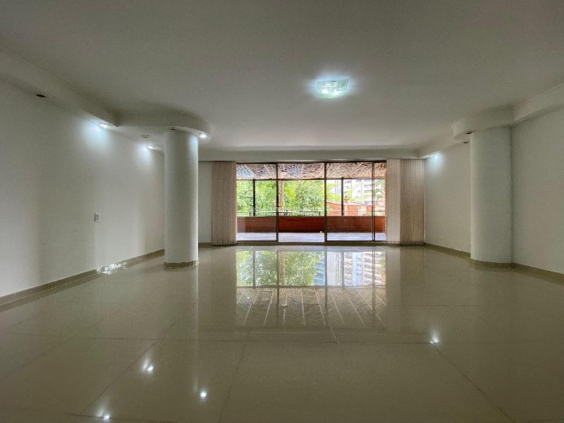 3BR Apartment in Milla De Oro (180 m²) - 4