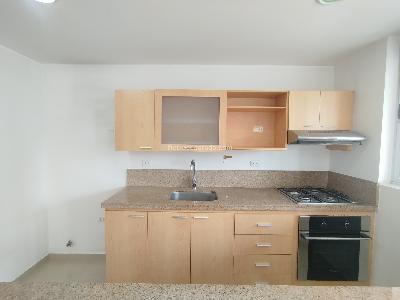 Apartamento de 1 alcoba en arriendo en Los Balsos, Medellín, 56 m² · foto 3 de 18
