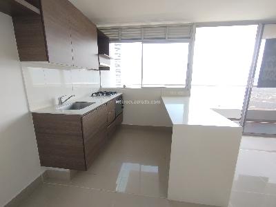 Apartamento de 3 alcobas en arriendo en Loma Del Indio, Medellín, 87 m² · foto 4 de 20