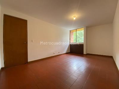 Apartamento de 2 alcobas en arriendo en Provenza, Medellín, 78 m² · foto 10 de 14