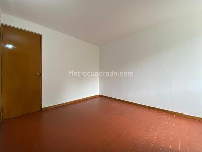 Apartamento de 2 alcobas en arriendo en Provenza, Medellín, 78 m² · foto 11 de 14