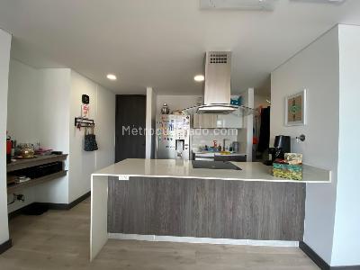 Apartamento en arriendo en Ciudad Del Rio, Medellín · foto 7 de 20