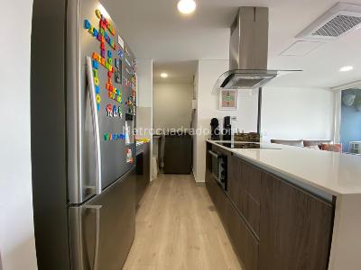 Apartamento en arriendo en Ciudad Del Rio, Medellín · foto 8 de 20