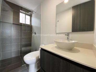 Apartamento en arriendo en Ciudad Del Rio, Medellín · foto 16 de 20