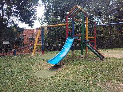 Casa de 4 alcobas en venta en Envigado, Envigado, 100 m² · foto 16 de 20