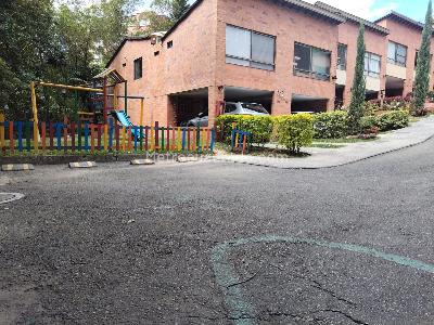 Casa de 4 alcobas en venta en Envigado, Envigado, 100 m² · foto 18 de 20