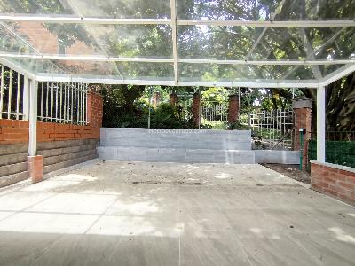 Casa en arriendo en Castropol, Medellín · foto 5 de 20
