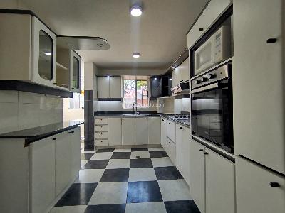 Casa en arriendo en Castropol, Medellín · foto 9 de 20