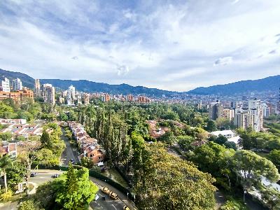Apartamento de 2 alcobas en arriendo en Los Balsos, Medellín, 95 m² · foto 2 de 20