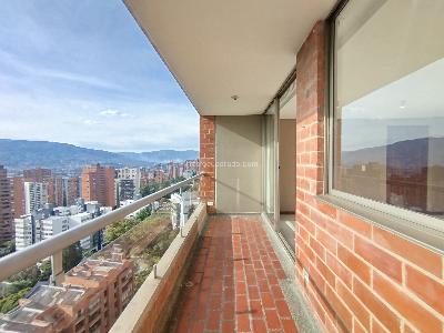 Apartamento de 2 alcobas en arriendo en Los Balsos, Medellín, 95 m² · foto 4 de 20