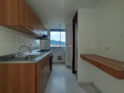 Apartamento de 2 alcobas en arriendo en Los Balsos, Medellín, 95 m² · foto 9 de 20
