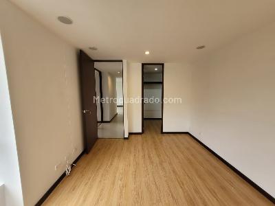 Apartamento de 3 alcobas en arriendo en El Esmeraldal, Envigado, 89 m² · foto 16 de 20