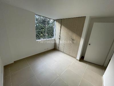 Apartamento de 3 alcobas en arriendo en Belén, Medellín, 70 m² · foto 13 de 18