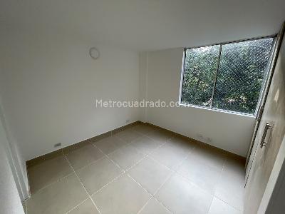 Apartamento de 3 alcobas en arriendo en Belén, Medellín, 70 m² · foto 14 de 18