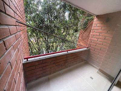 Apartamento de 3 alcobas en arriendo en Belén, Medellín, 70 m² · foto 18 de 18