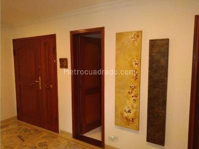 Apartamento de 1 alcoba en venta en Santa Teresita, Cali, 237 m² · foto 4 de 20