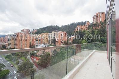 Apartamento de 3 alcobas en venta en La Cabrera, Bogotá, 252 m² · foto 16 de 19