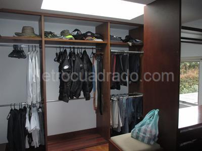 Casa de 5 alcobas en venta en Guaymaral San Simon, Bogotá, 380 m² · foto 13 de 15