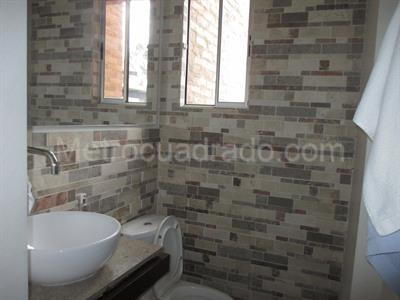 Casa de 5 alcobas en venta en Guaymaral San Simon, Bogotá, 380 m² · foto 9 de 15