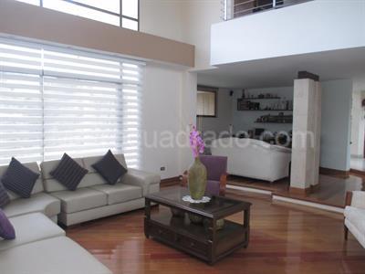 Casa de 3 alcobas en venta en San Simon, Bogotá, 355 m² · foto 2 de 20