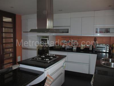 Casa de 3 alcobas en venta en San Simon, Bogotá, 355 m² · foto 9 de 20
