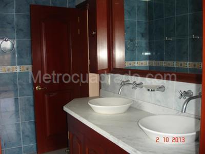 Casa de 4 alcobas en venta en San Simon Guaymaral, Bogotá, 385 m² · foto 11 de 19