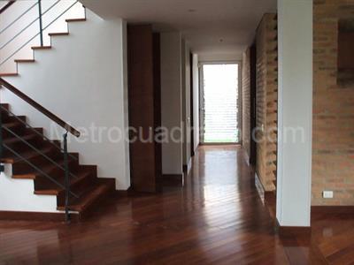 Casa de 5 alcobas en venta en San Simon Guaymaral, Bogotá, 430 m² · foto 3 de 11