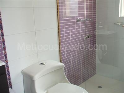 Casa de 5 alcobas en venta en San Simon Guaymaral, Bogotá, 420 m² · foto 15 de 20