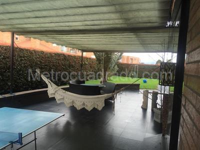 Casa de 4 alcobas en venta en San Simon Guaymaral, Bogotá, 550 m² · foto 4 de 12