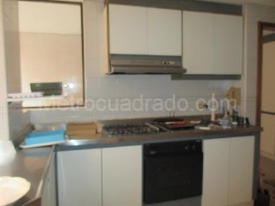 Apartamento de 3 alcobas en venta en Santa Barbara Central, Bogotá, 189 m² · foto 5 de 20