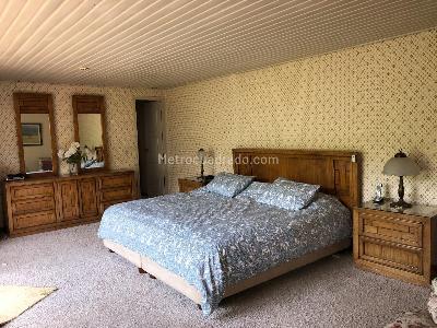 Casa de 4 alcobas en venta en Santa Ana Oriental, Bogotá, 370 m² · foto 4 de 10