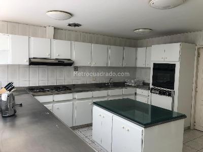 Casa de 4 alcobas en venta en Santa Ana Oriental, Bogotá, 370 m² · foto 9 de 10