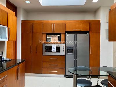 Casa de 4 alcobas en venta en San Simon Guaymaral, Bogotá, 300 m² · foto 7 de 20