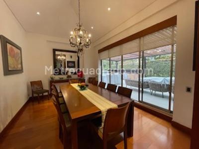 Casa de 4 alcobas en venta en Hacienda San Simon, Bogotá, 310 m² · foto 10 de 20