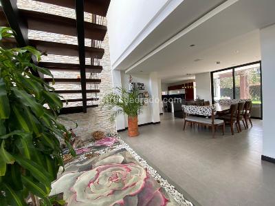 Casa de 3 alcobas en venta en San Sebastian, Bogotá, 390 m² · foto 3 de 20