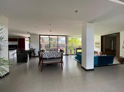 Casa de 3 alcobas en venta en San Sebastian, Bogotá, 390 m² · foto 9 de 20