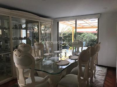 Casa de 4 alcobas en venta en Hacienda San Simon, Bogotá, 290 m² · foto 3 de 20