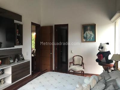 Casa de 4 alcobas en venta en Hacienda San Simon, Bogotá, 290 m² · foto 5 de 20